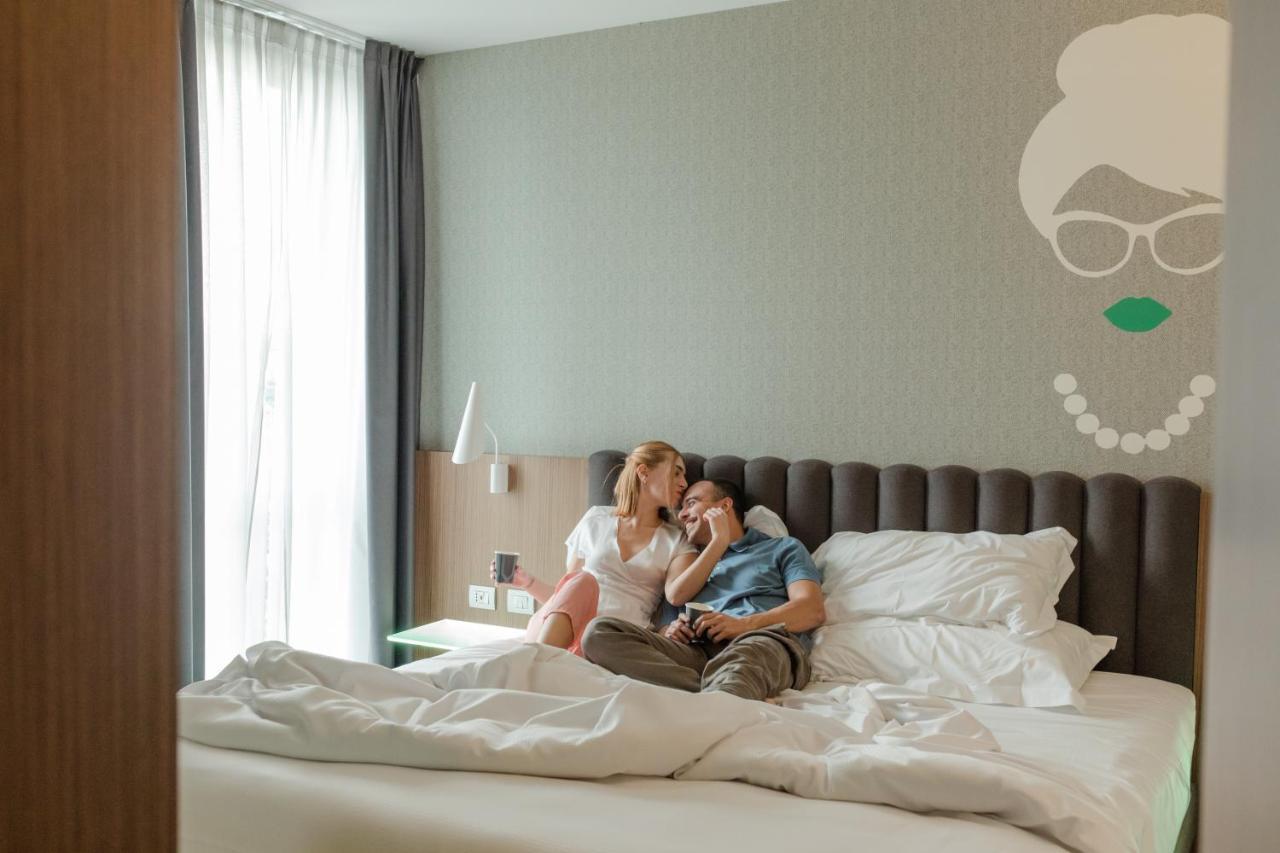 G Hotel Пескара Екстериор снимка
