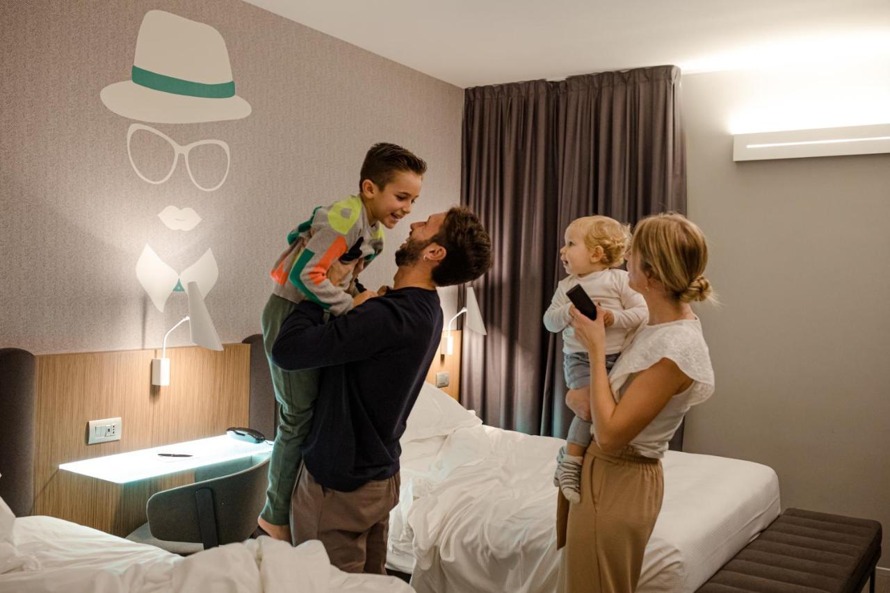 G Hotel Пескара Екстериор снимка
