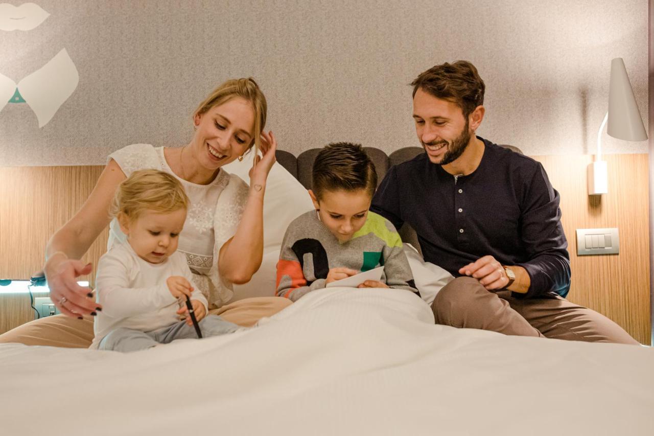 G Hotel Пескара Екстериор снимка