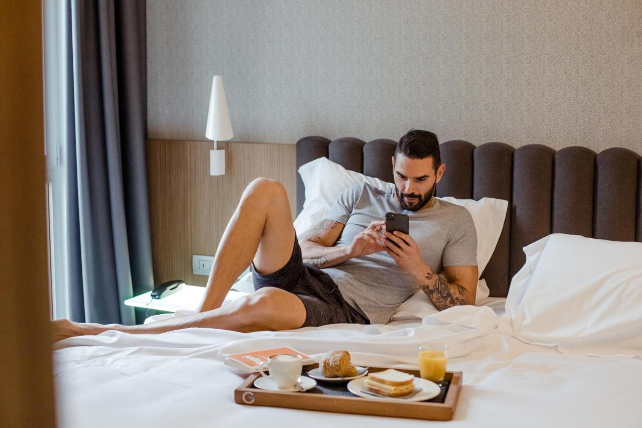 G Hotel Пескара Екстериор снимка