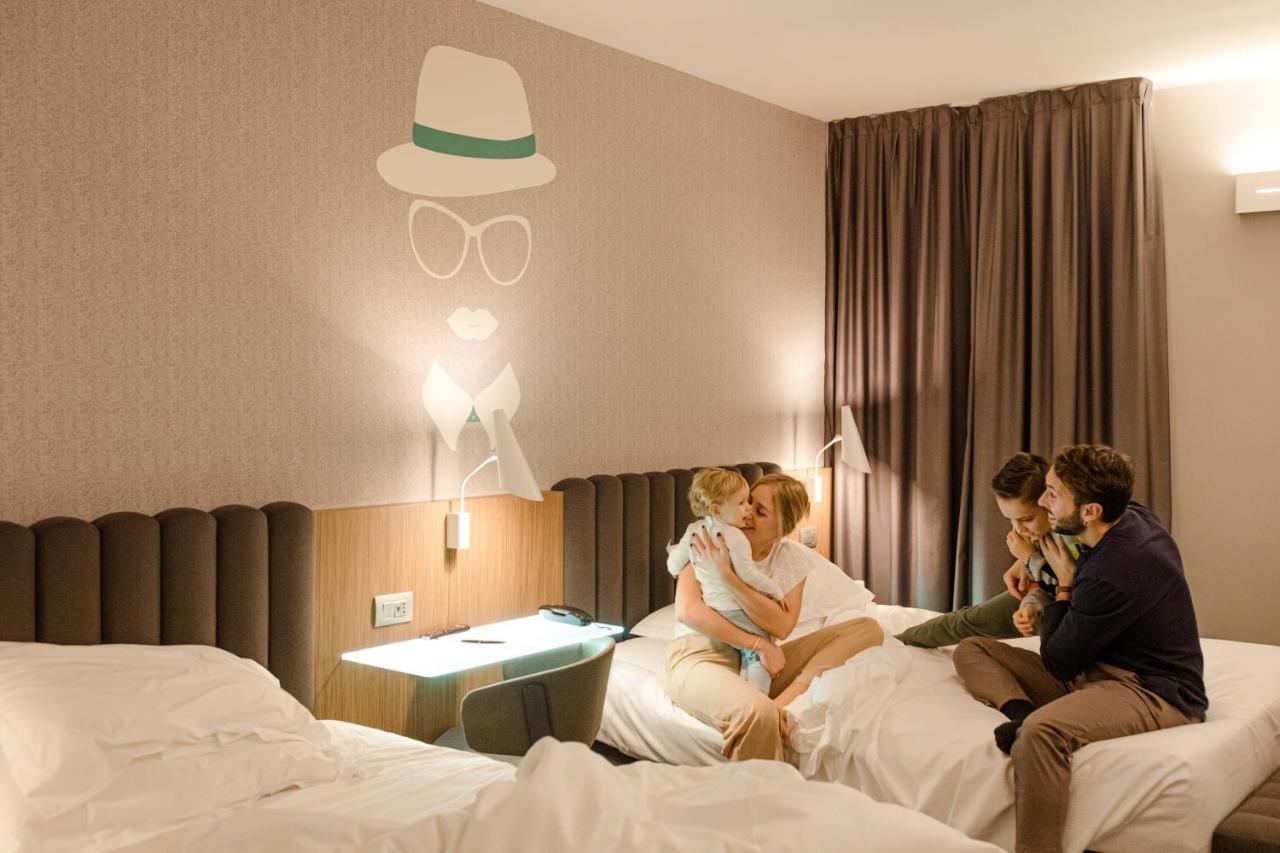 G Hotel Пескара Екстериор снимка