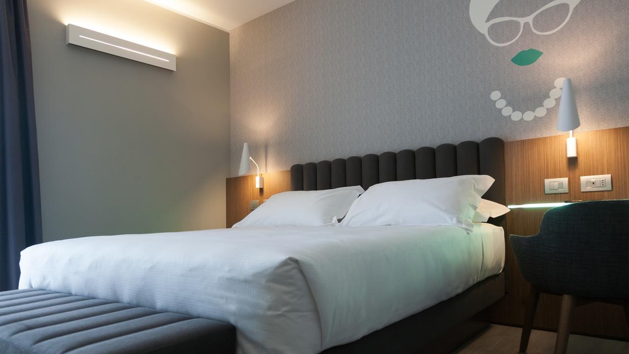 G Hotel Пескара Екстериор снимка