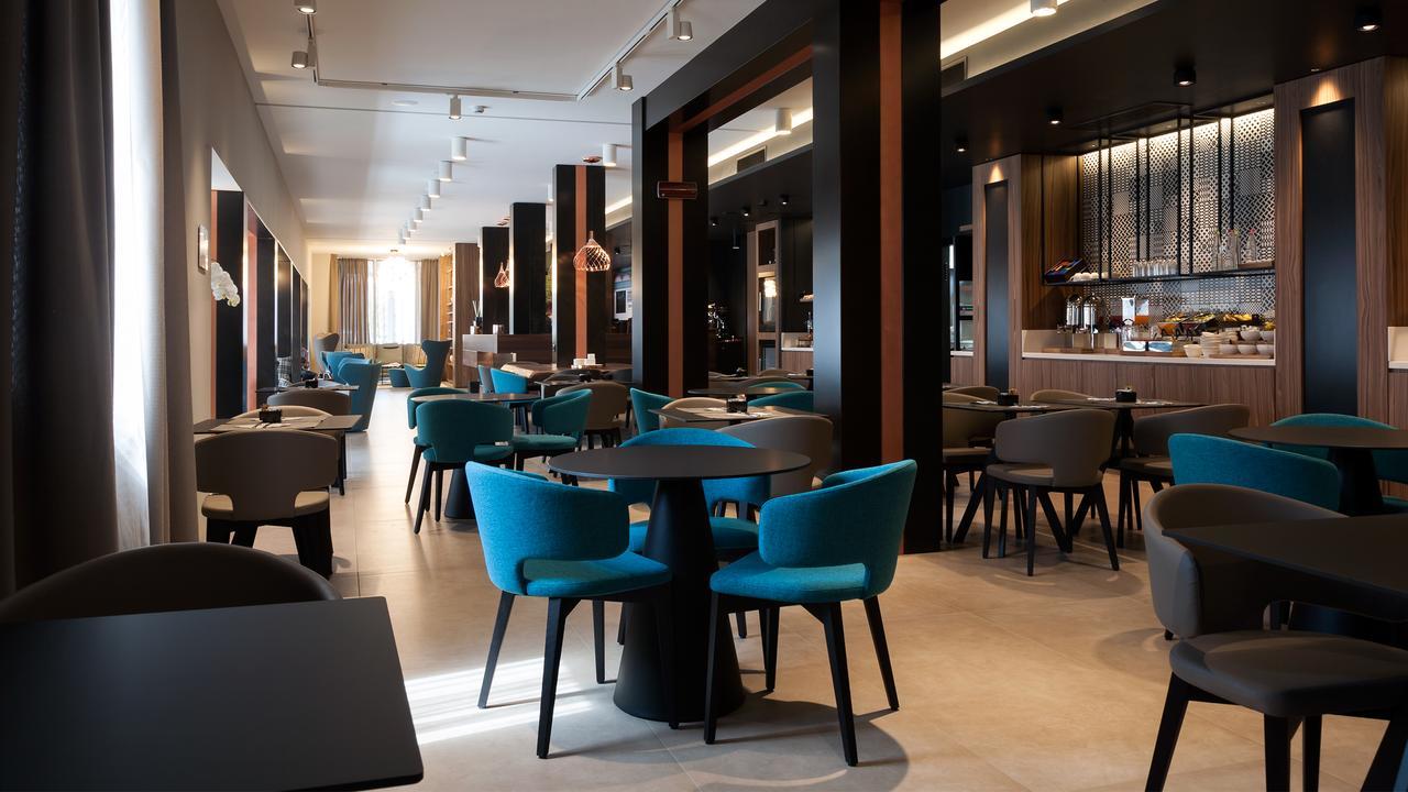G Hotel Пескара Екстериор снимка